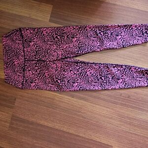CARBON38 Electric Pink Swirly Leopard Print Hi-rise 7/8 Leggings~ Med, NWOT